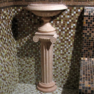 Мраморная чаша в античном стиле